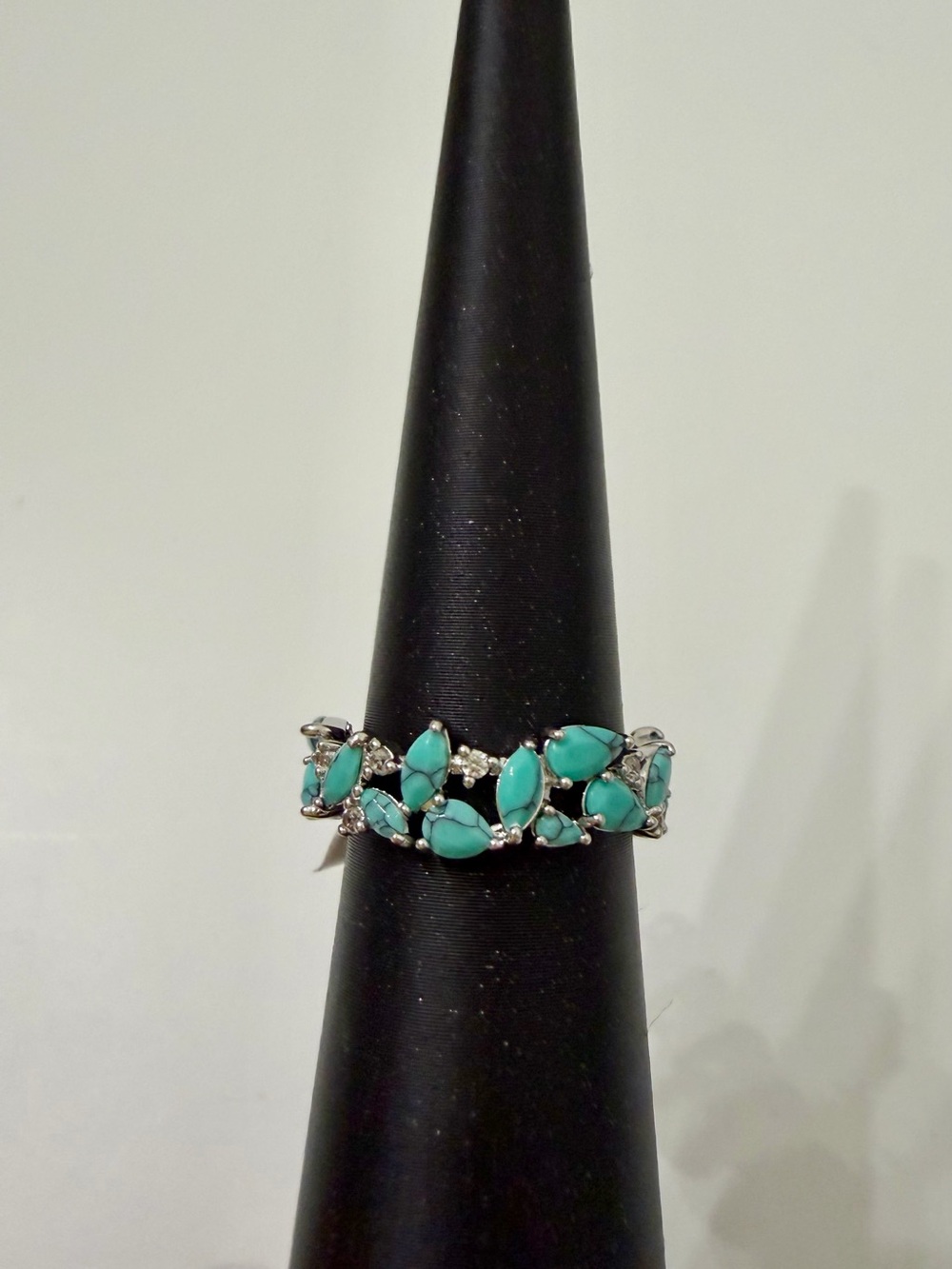 BP turquoise magnesite infinity band